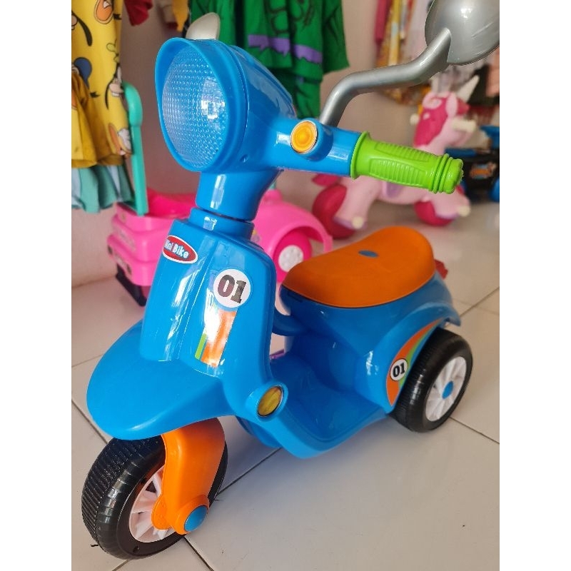 Vespa Mainan Anak / Motor Vespa Mainan Anak / Mainan Anak Motor Vespa Mini