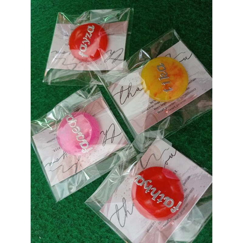 Pin Resin Aesthetic Costum Nama