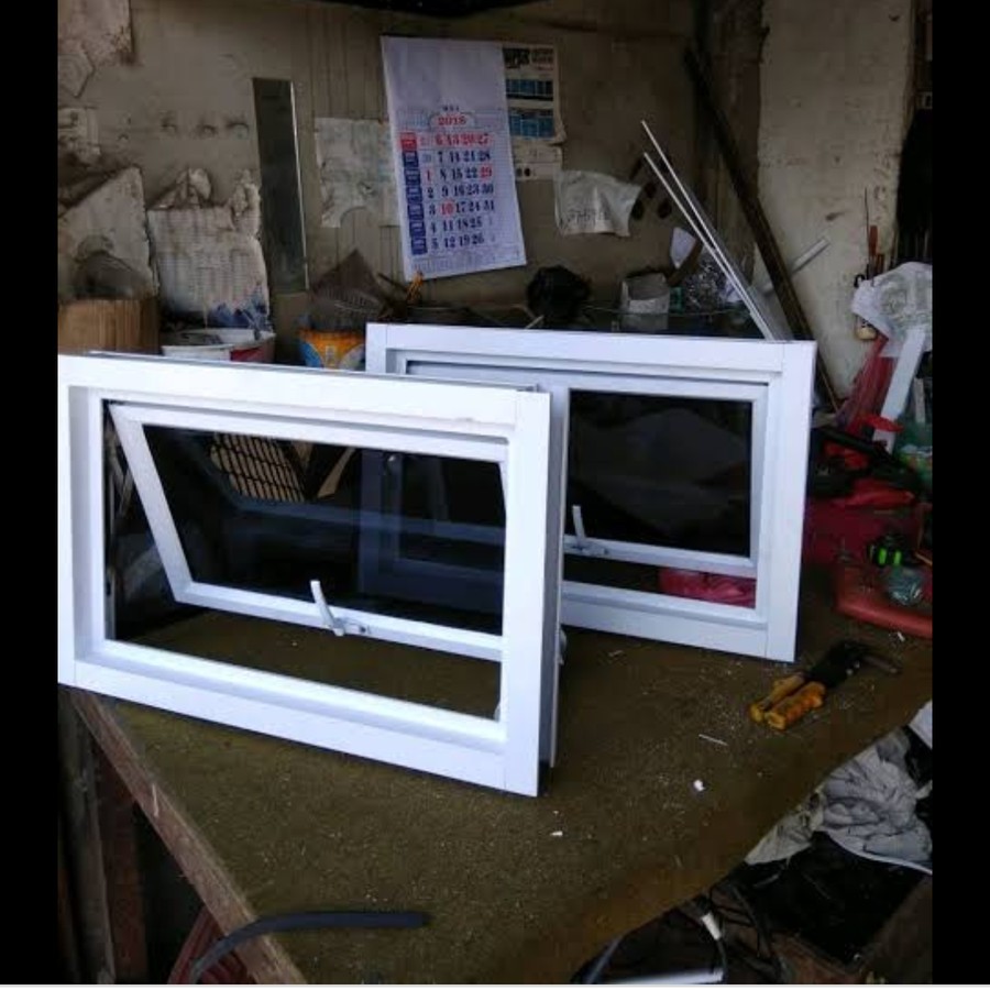 jendela bovenly casement jungkit