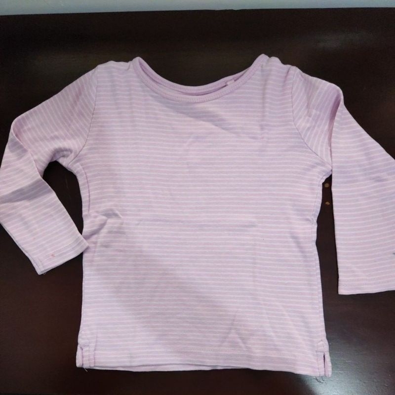 Preloved kaos lengan panjang ungu muda bergaris