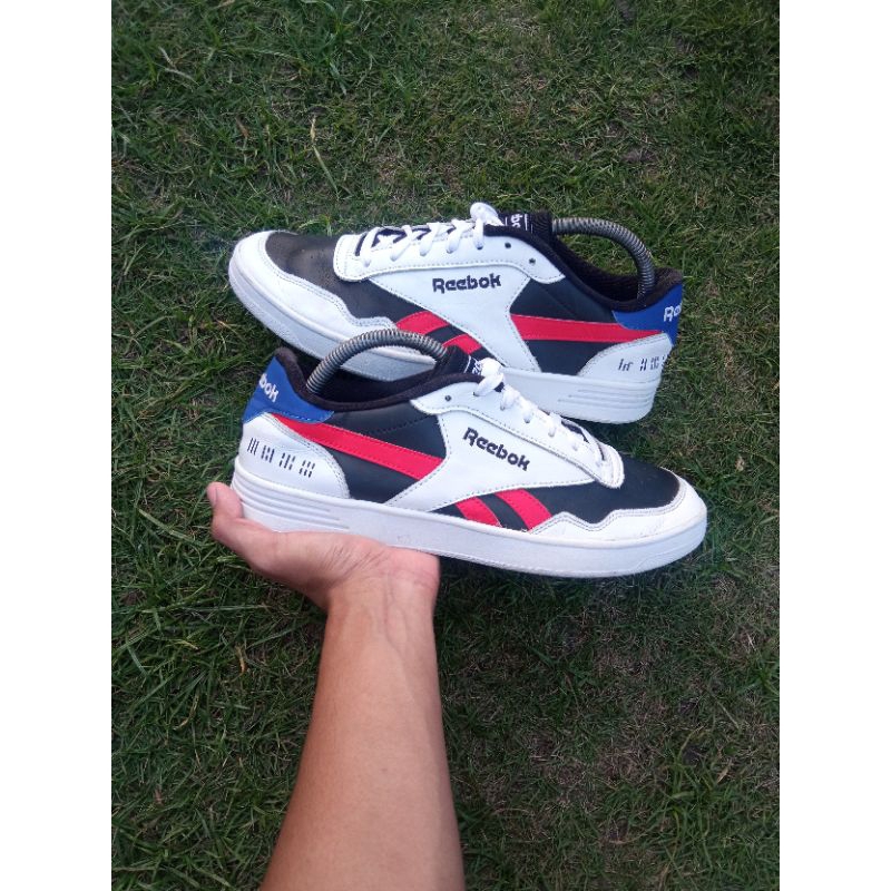 Sepatu Reebok Royal Techque