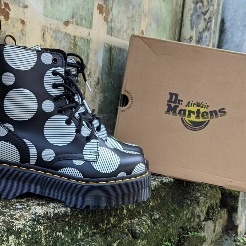 Dr.Martens JADON Black White Polka
