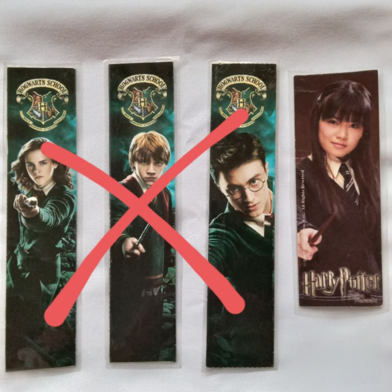 

Bookmark / Penanda Buku / Pembatas buku Harry Potter (preloved) part 1