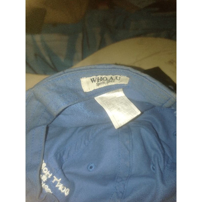 Topi WHO.AU Preloved
