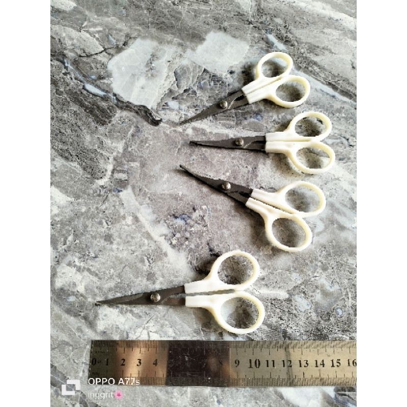 

(1biji)Gunting Bengkok kecil/Gunting Lengkung/Gunting Bordir/