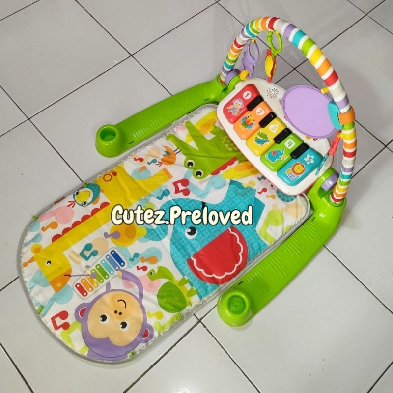 Preloved - FISHER PRICE Deluxe Kick & Play Piano Gym