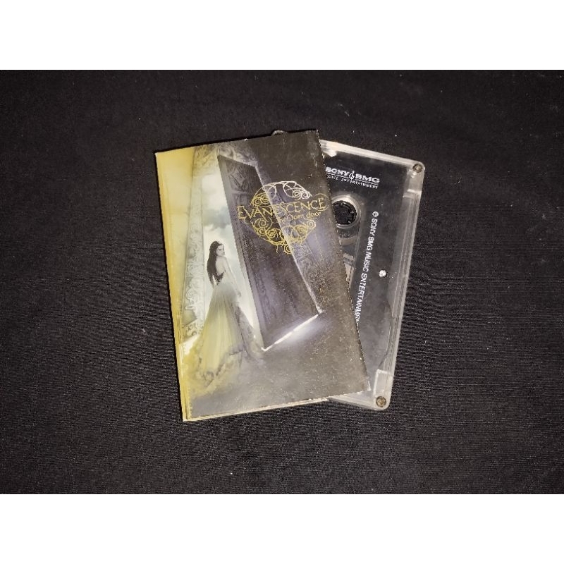 kaset pita evanescence album the open door