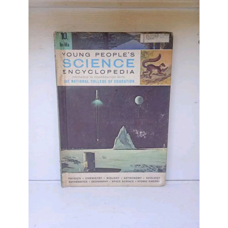 BUKU YOUNG PEOPLE'S SCIENCE ENCYCLOPEDIA