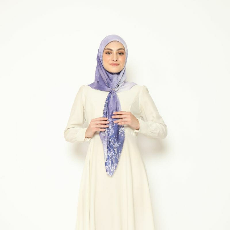 Hijab Voal Premium Floral Edelweiss Purple