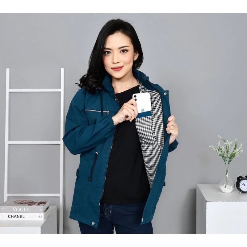 JAKET PARKA HIJAU TOSCA / JAKET WANITA (PRELOVED)