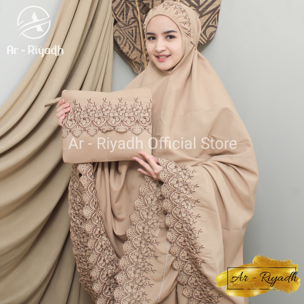 Mukena Dewasa Clarissa Motif Bordir Elegan
