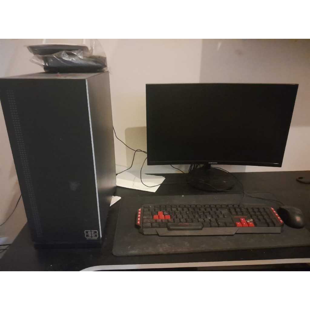 RAKITAN PC GAMING / EDITING FULL SET CORE I3 GEN10