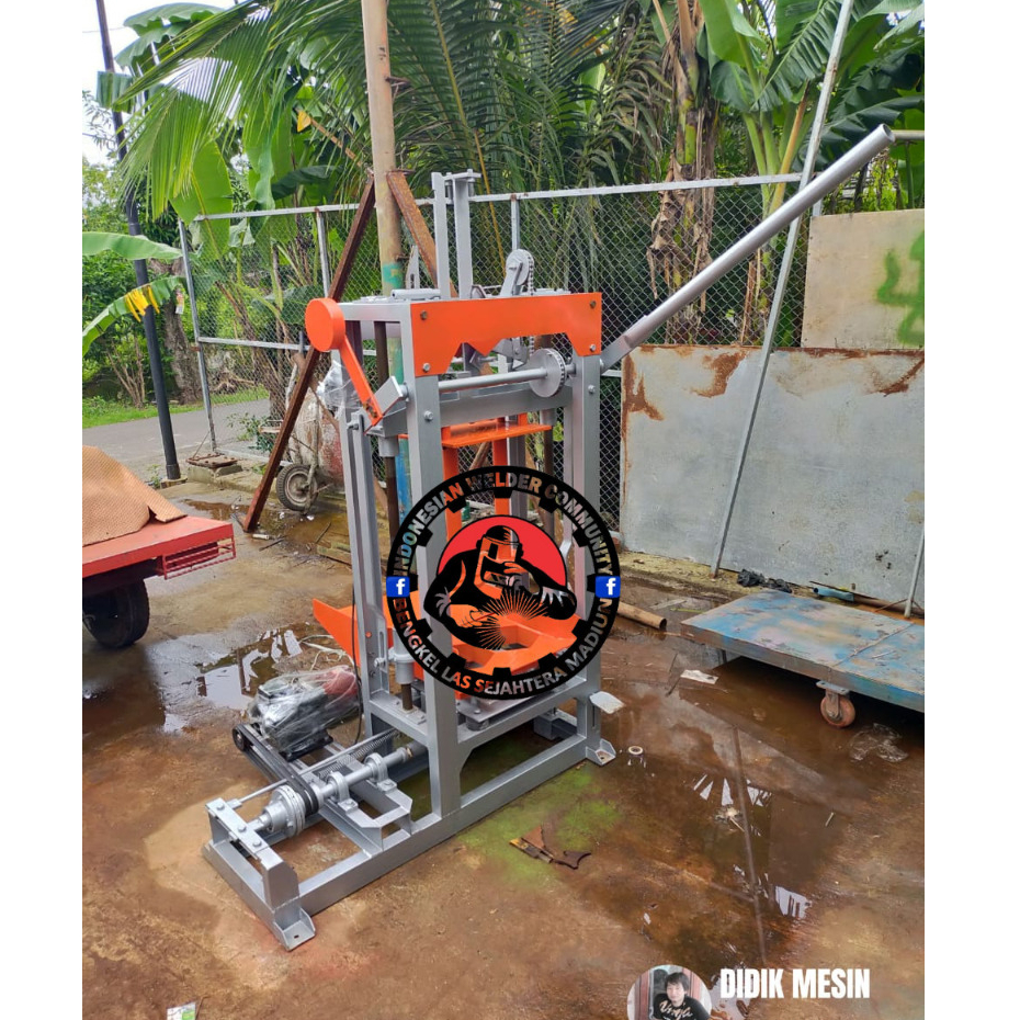 Mesin Press Paving ,Batako isi 2 Model Getar Komplit Penggerak