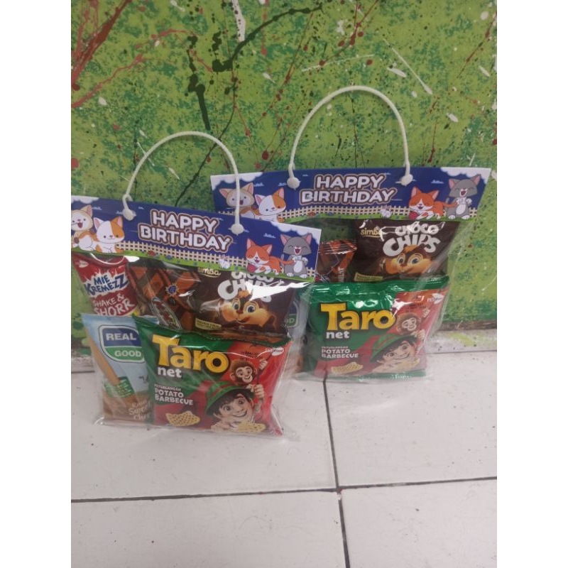 

Bingkisan Ultah Anak murah/ Hampers Snack Anak