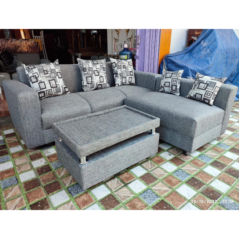 sofa minimalis satu set dengan meja