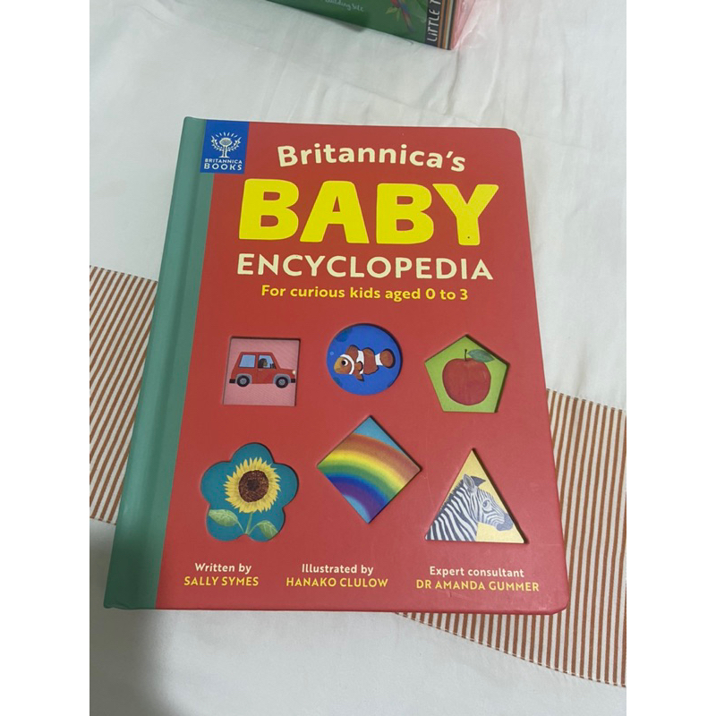 Preloved Britannica Books Encyclopedia baby BONUS BUKU BBW