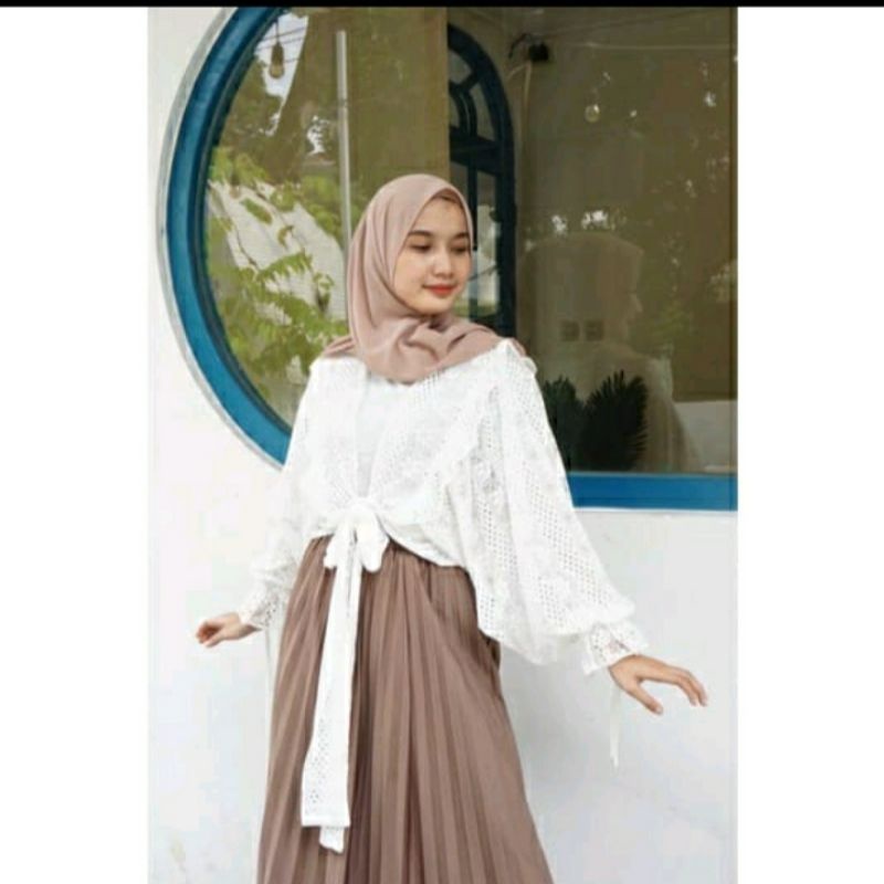 Lace Outer Ruffle Kamera / Outer Brokat Premium / Outer Putih / Outer Cardy / Atasan Wanita Kekinian