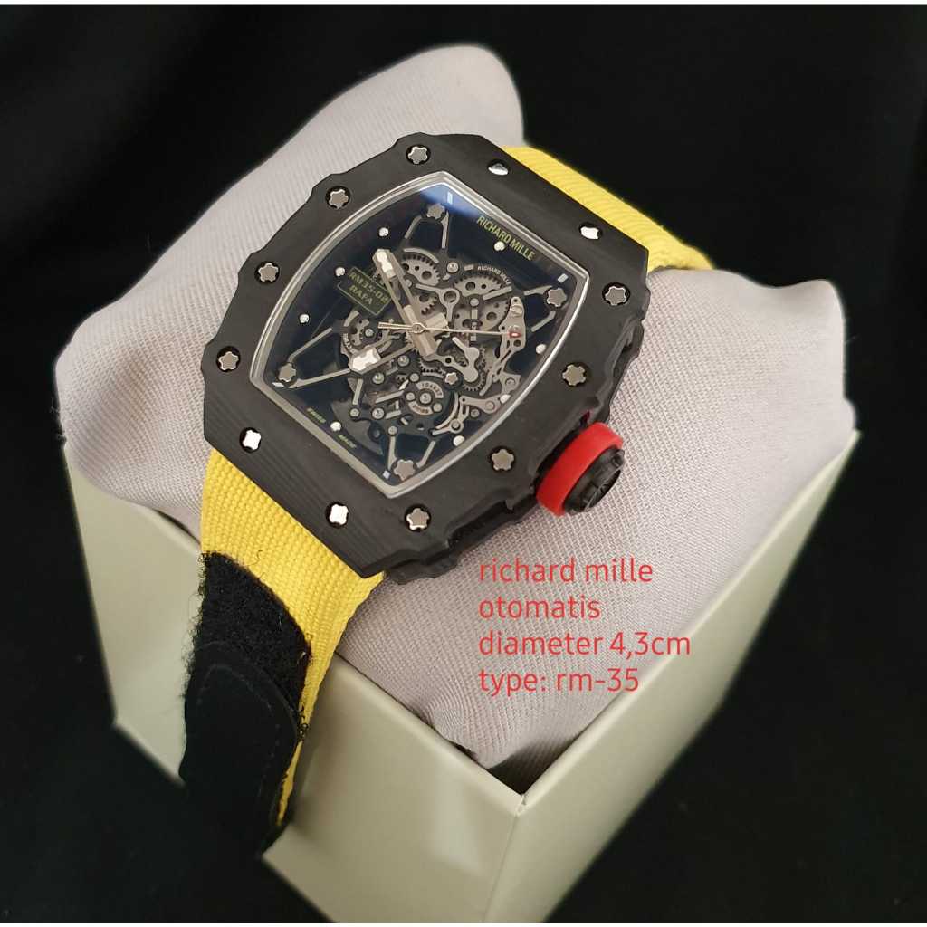 Merek RICHARD MILLER  Jam tangan pria ( TIpe RM35-02 )