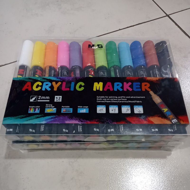 

M&G acrylic marker