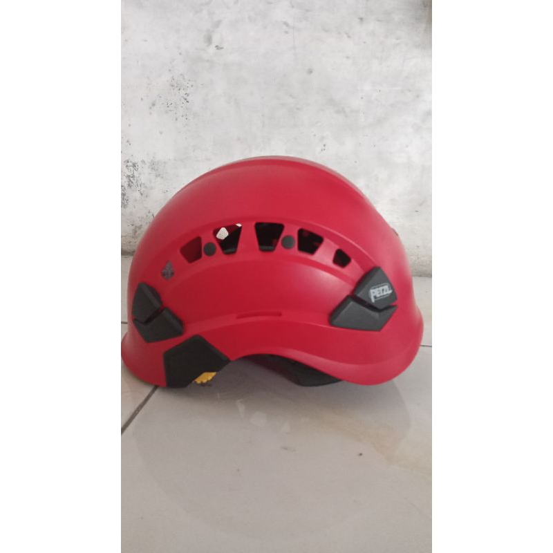 helm petzl