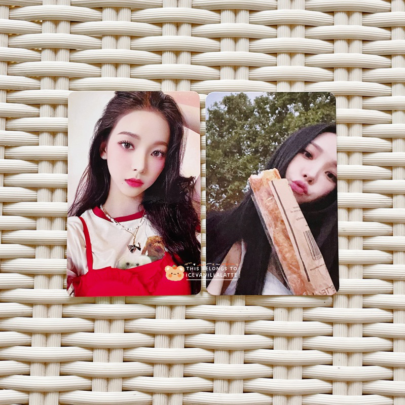 Aespa Karina roti baguette lucky card & sg22 season’s greeting holographic selca photocard