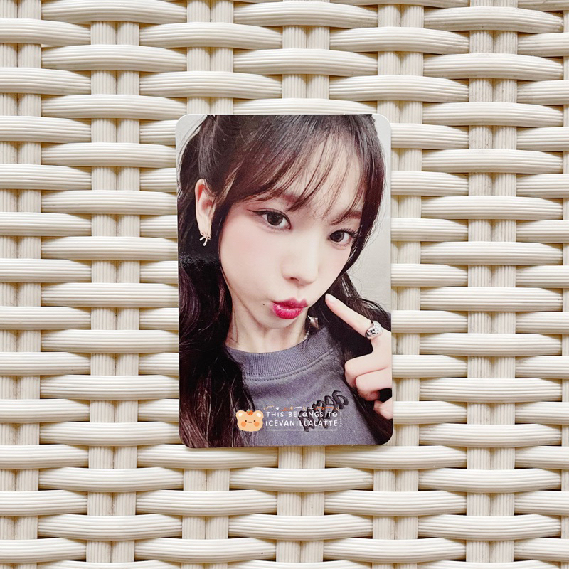 Aespa Karina 100k Won Benefit Photocard MD tuspi pout