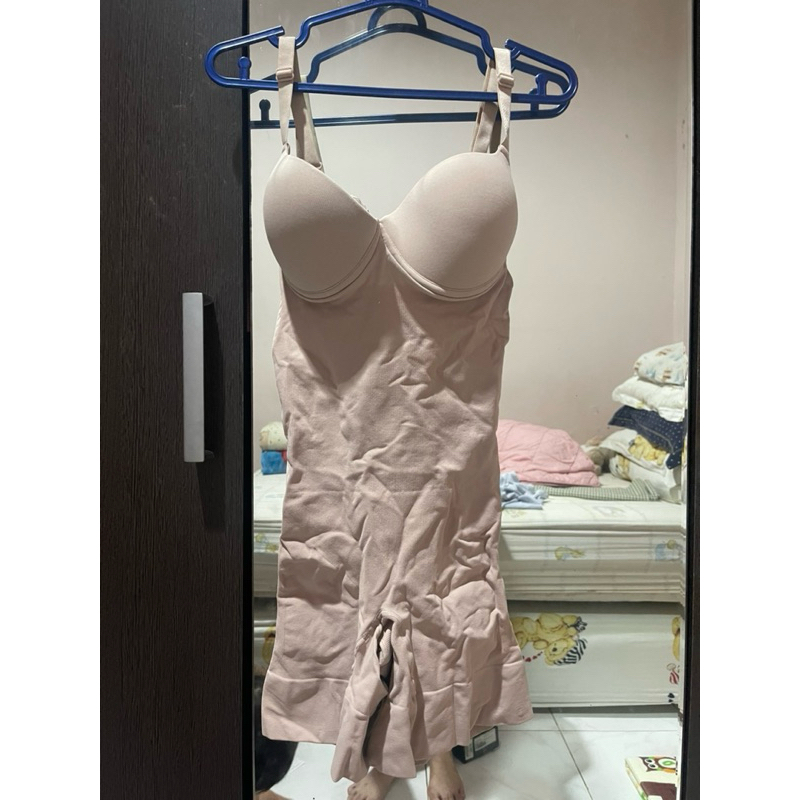 Preloved korset body shape merk PLIE ( Masih baru , blm pernah di pakai )