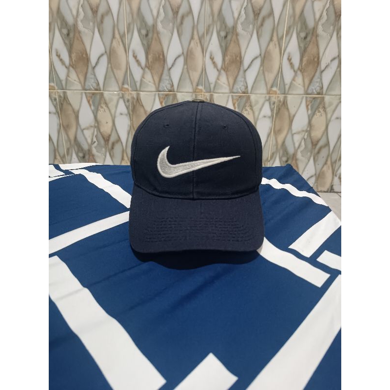 topi nike vintage bigswoosh usa