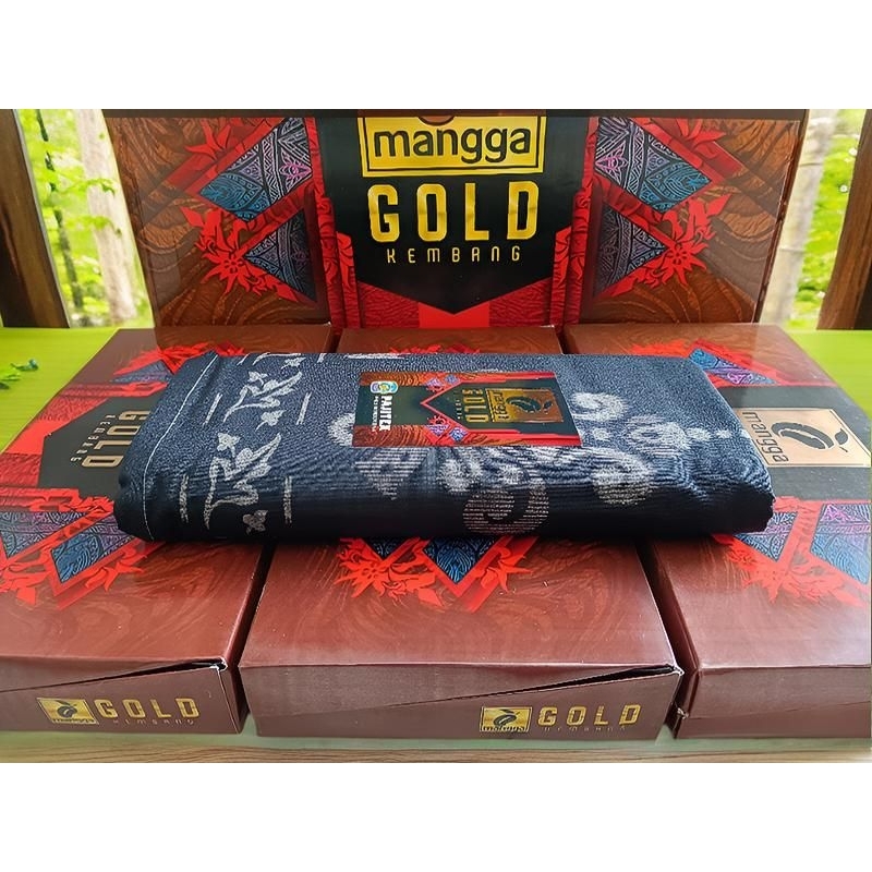 Sarung Mangga Gold kembang/hitam