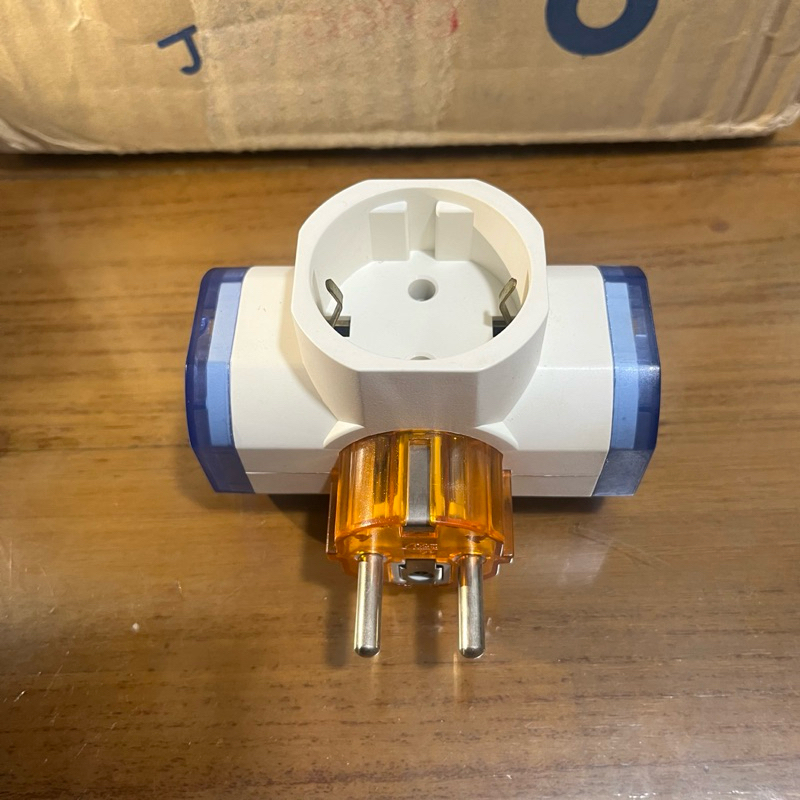 T Arde vyba colokan 3 lubang