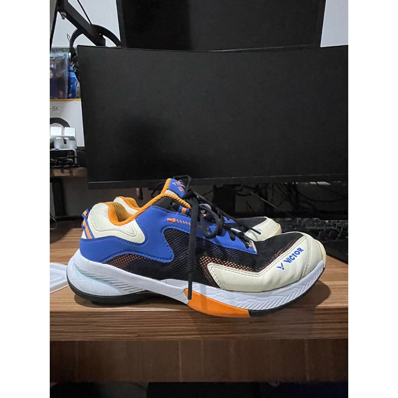 SEPATU VICTOR A750 original