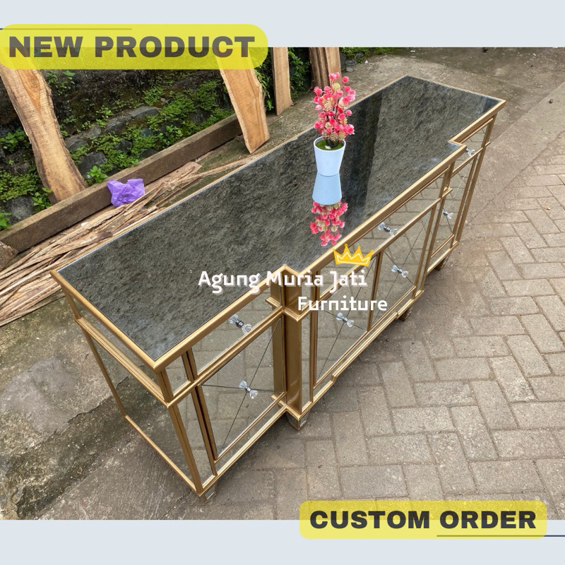 Bufet Kaca Modern Minimalis 250 Cm