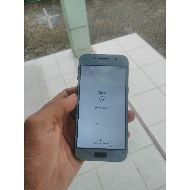 SAMSUNG A3 2017 MINUS