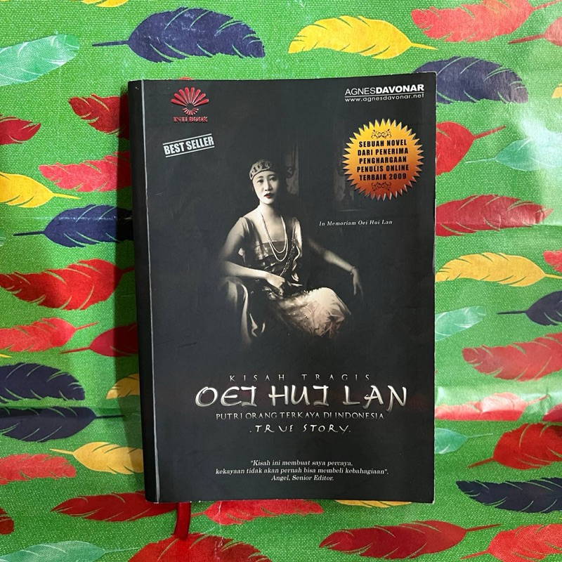 buku biografi Oei Hui Lan - Agnes Davonar (original)