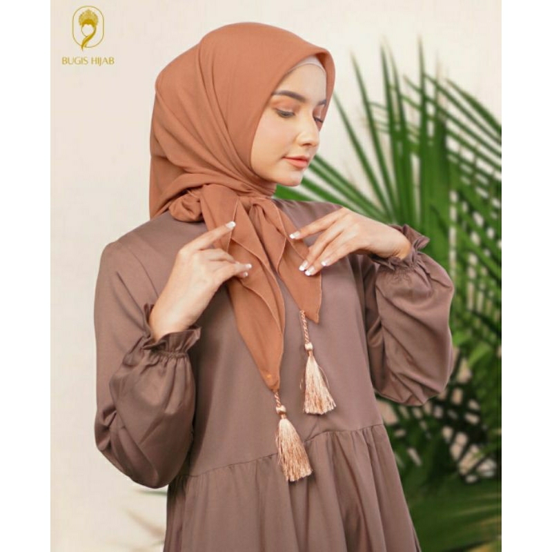 JILBAB SEGIEMPAT TASSEL BUGIS HIJAB BELLA