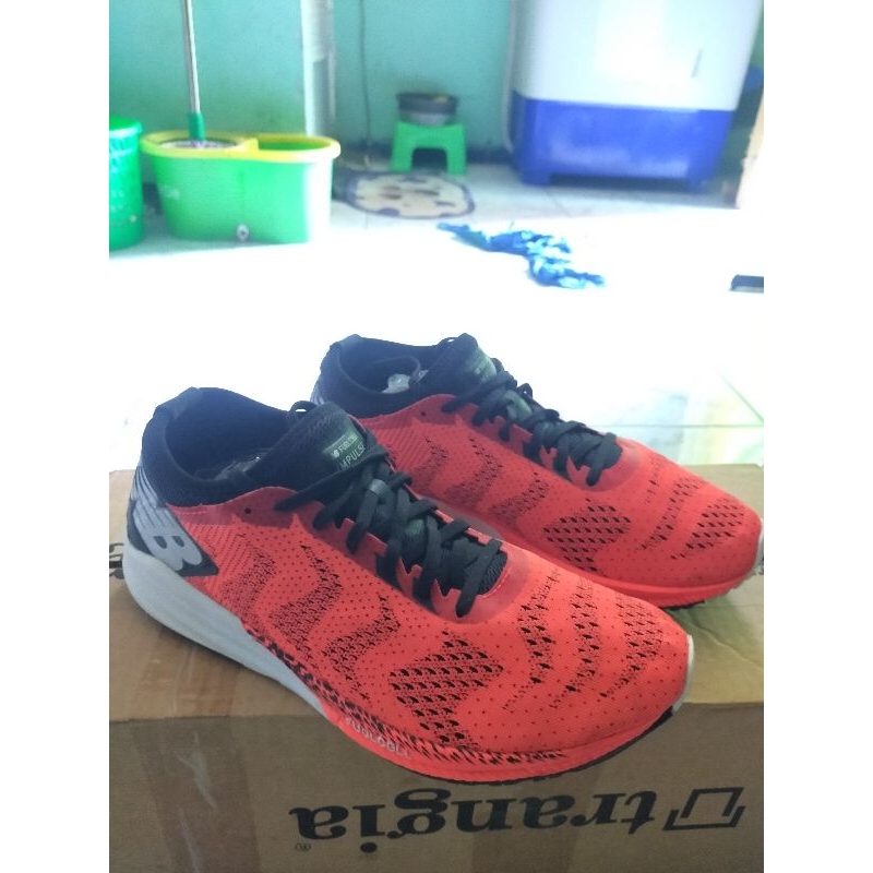 Sepatu Running New Balance Fuelcell Impulse Size 44 Kondisi Second Joss