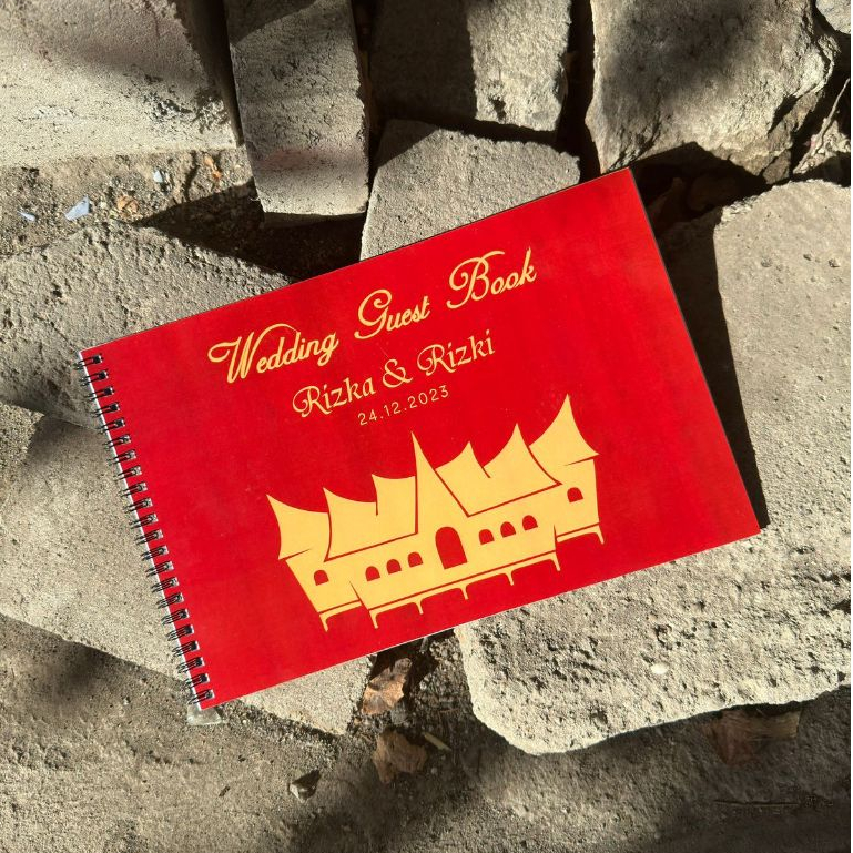 

Buku Tamu Adat Minang Padang Rumah Gadang Custom Foto Tulisan Premium