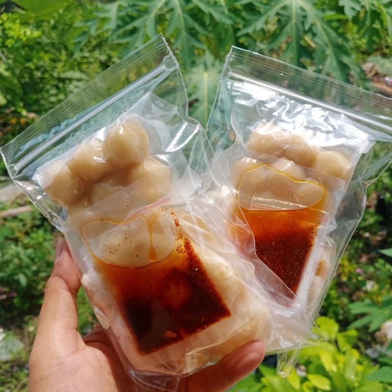 

Baso aci isi 10 porsi pakai Chili oil