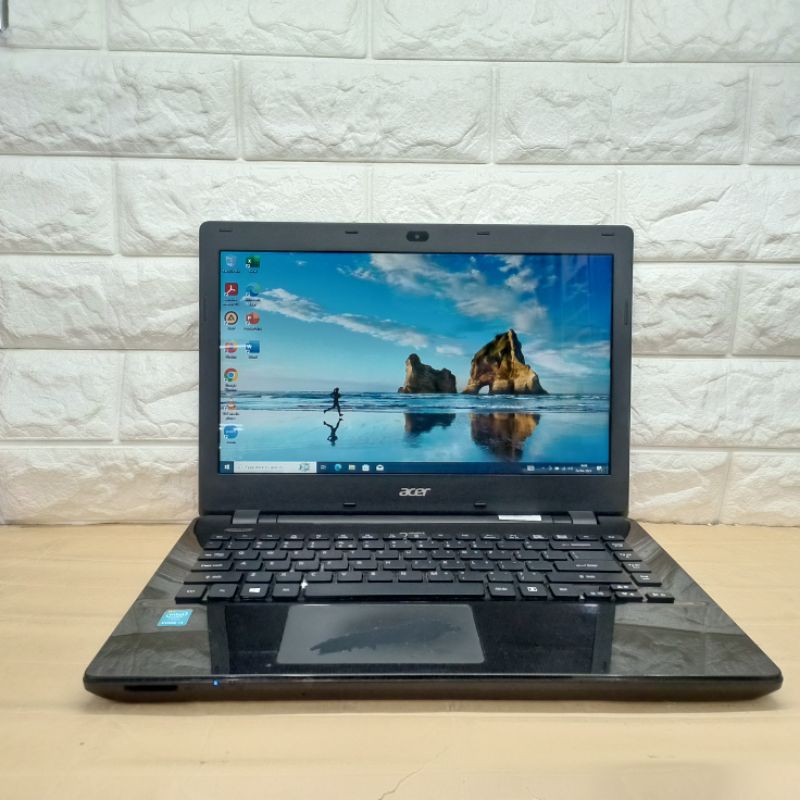 LEPTOP ACER ASPIRE E5-471 INTEL CORE i3-4005U RAM 4GB SSD 256GB BUAT SEKOLAH KERJA BISA