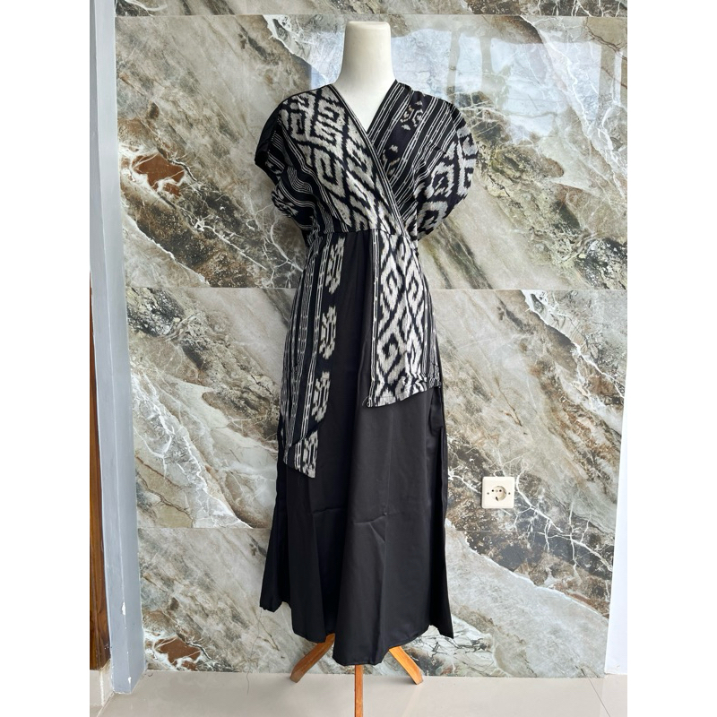 NAOMI DRESS HITAM - dress wanita - baju couple -pasangan kondangan - outer kondangan -dress hitam - 