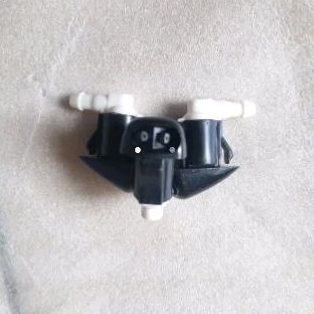 Nozzle Nozel Air Wiper Depan Kijang Kapsul Original