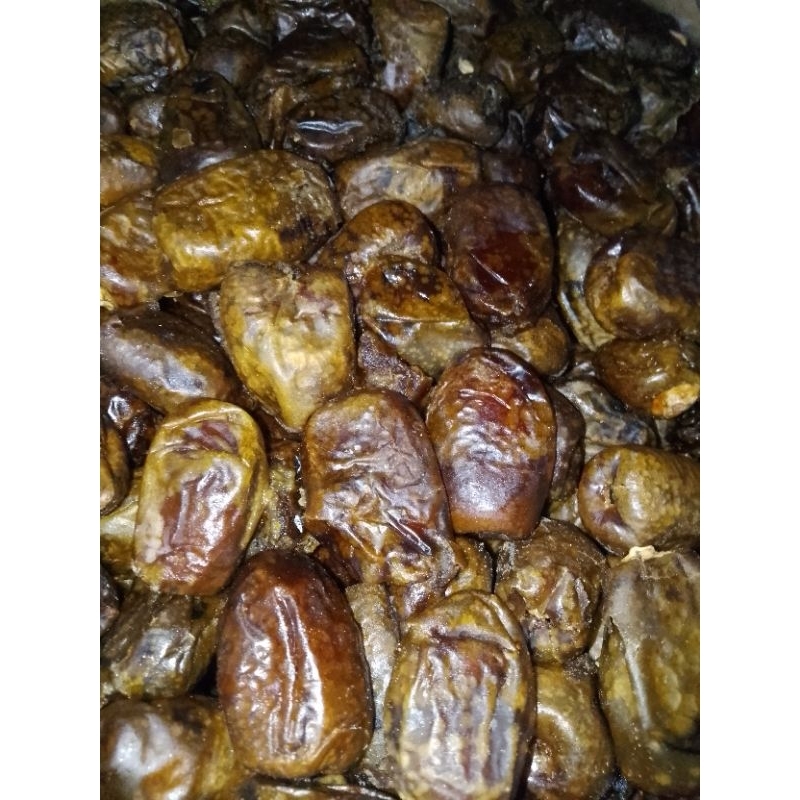 

KURMA BARARI MESIR KEMASAN 1KG