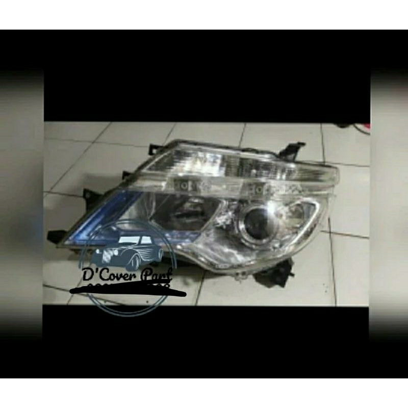 Headlamp lampu depan Nissan serena 2017 2018