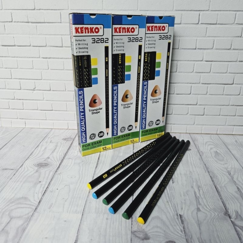 

Pensil kenko 3282 segitiga /triangular 1 pack isi 12 pcs