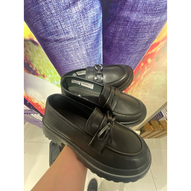 SEPATU DOGMART WANITA MERK DR KEVIN