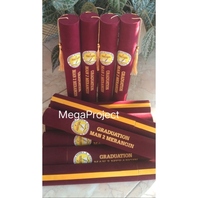 

Tabung Wisuda | Tabung Toga | Tabung Ijazah