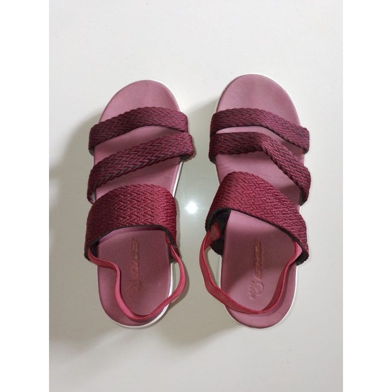 Sepati wedges wanita preloved sepatu sandal tali ukuran 40 second