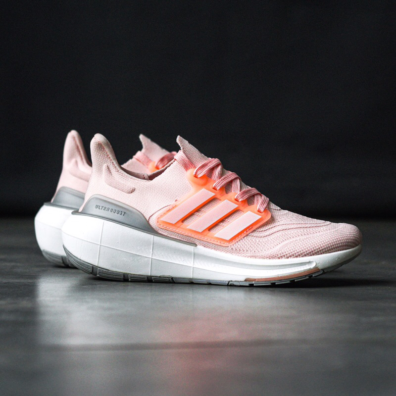 Adidas Ultraboost Light Pink