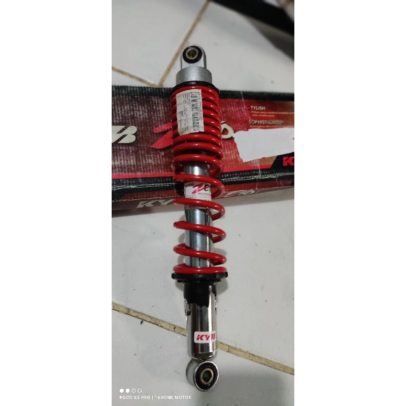 shock motor kyb zeto