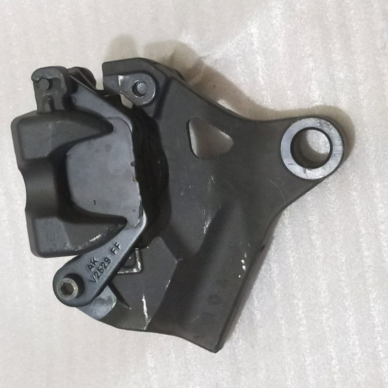 Kaliper Belakang R 25/ Mt 25 Original Kaliper Pala Babi Rem Belakang Yamaha R 25 Termurah Langka